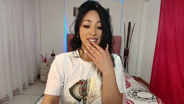 hannagomez 24 online show from 09/13/25, 01:05