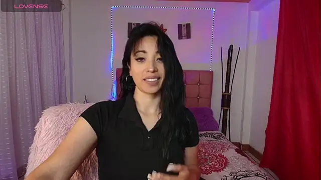 hannagomez 24 online show from 11/22/25, 04:11