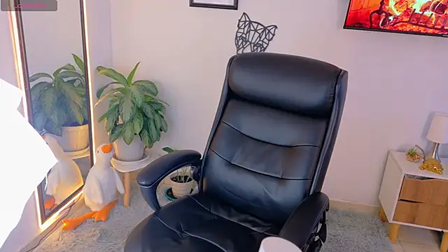 Elian savoy online show from 09/28/25, 09:20