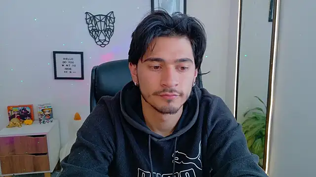 Elian savoy online show from 12/16/25, 01:05