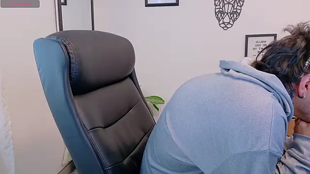 Elian savoy online show from 01/15/26, 12:43