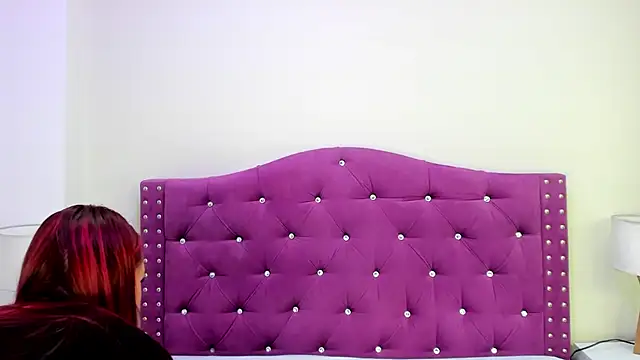 ximena vasquez8 online show from 11/06/25, 03:18