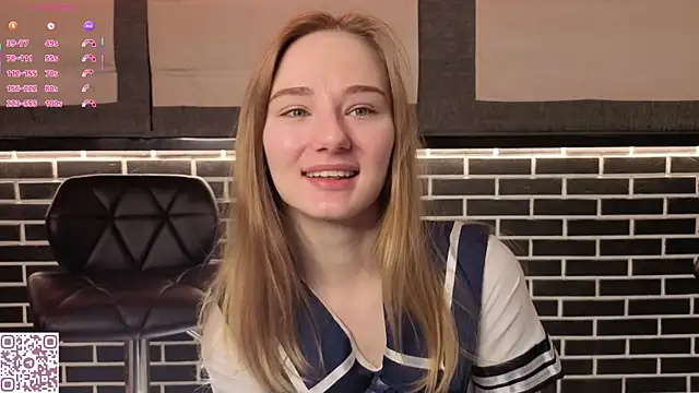 ElvinaRose online show from 11/18/25, 02:17