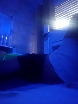 Tannedtattooed69 online show from 09/29/25, 06:07