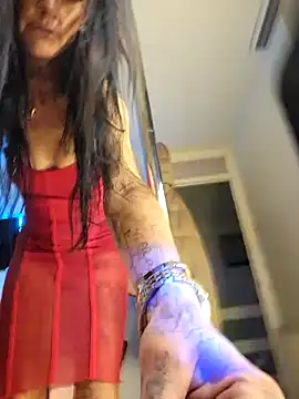 Tannedtattooed69 online show from 12/03/25, 09:02