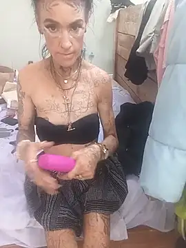 Tannedtattooed69 online show from 06/24/26, 04:50