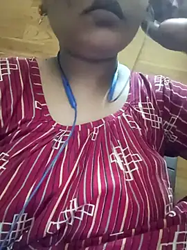 Cute Amiya online show from 09/13/25, 04:51