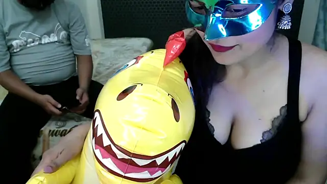 sexyrihana223 online show from 04/21/26, 06:01