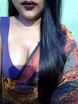 Snapshot of JIYA-04 chatting on 11/22/25, 12:59 JIYA-04 online show from 11/22/25, 12:59