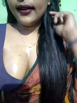 Snapshot of JIYA-04 chatting on 01/08/26, 06:32 JIYA-04 online show from 01/08/26, 06:32