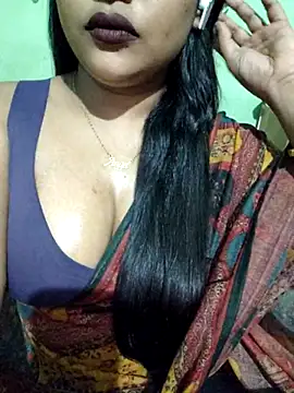 Snapshot of JIYA-04 chatting on 03/06/26, 02:13 JIYA-04 online show from 03/06/26, 02:13