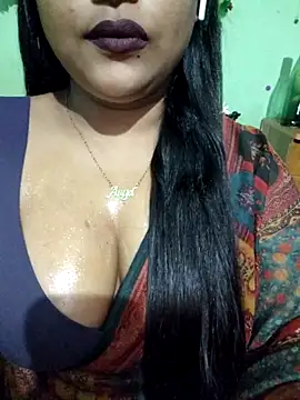 Snapshot of JIYA-04 chatting on 03/22/26, 12:19 JIYA-04 online show from 03/22/26, 12:19