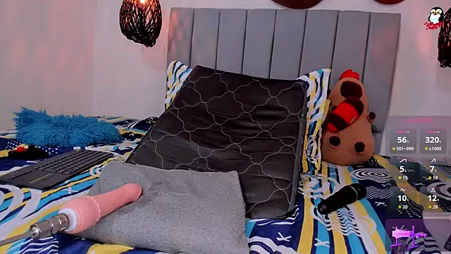 luna lobooo online show from 04/06/26, 04:46