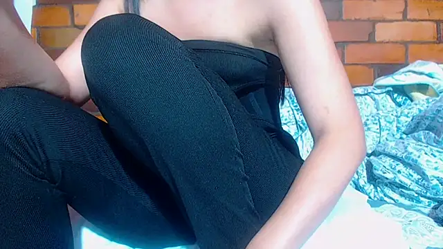 Snapshot of sabrina_v_ chatting on 09/16/25, 01:50 sabrina v online show from 09/16/25, 01:50