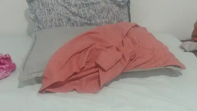 Snapshot of sabrina_v_ chatting on 02/03/26, 02:53 sabrina v online show from 02/03/26, 02:53