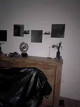 Foxy-Milfy online show from 10/04/25, 04:21