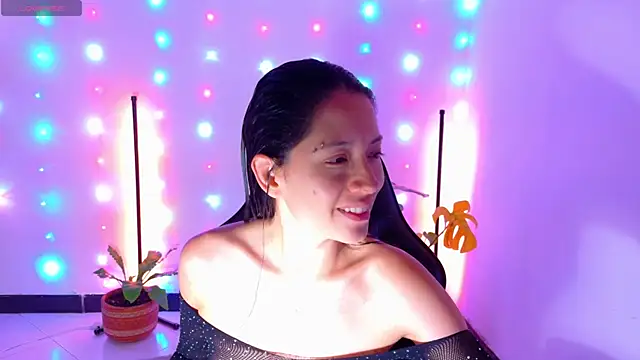 Sarasavage online show from 04/20/26, 03:04