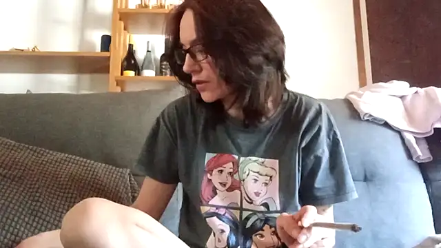 Goticmom online show from 04/16/26, 01:12