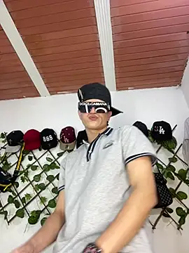 Themasterhades 777 online show from 04/05/26, 08:28