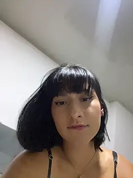 lenkaa online show from 03/31/26, 03:30