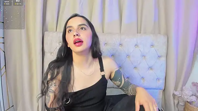 kaylee lee online show from 10/13/25, 04:23