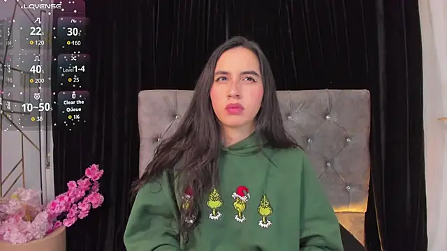 kaylee lee online show from 11/14/25, 04:00