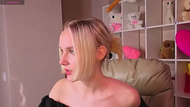 Carolin Miller online show from 09/15/25, 08:14