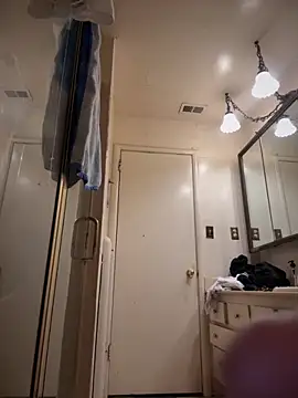 himNIGuys online show from 11/28/25, 01:19