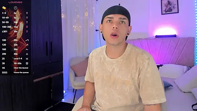 Snapshot of jhosepMoreno chatting on 09/17/25, 02:30 jhosepMoreno online show from 09/17/25, 02:30