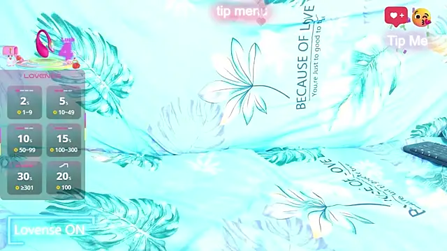 Snapshot of naomi_powel chatting on 11/21/25, 03:54 naomi powel online show from 11/21/25, 03:54