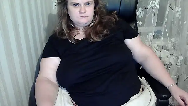HollyXEva online show from 09/20/25, 09:38