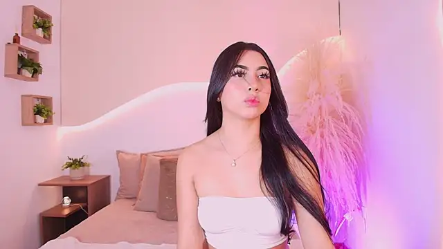 maia lia  online show from 09/11/25, 07:14