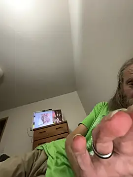 eager1975 online show from 06/28/26, 07:25