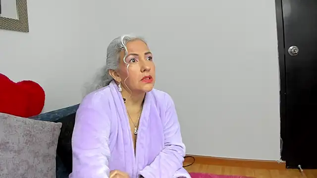 marilyn70 online show from 11/16/25, 01:33