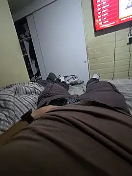 hotcower online show from 04/23/26, 01:13