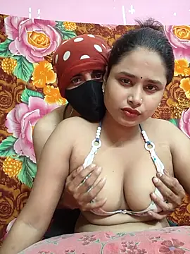 Seducing couple online show from 05/26/26, 04:30