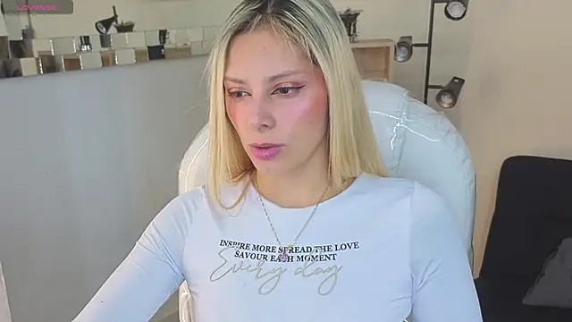 Jennaa Cooper online show from 01/10/26, 01:57