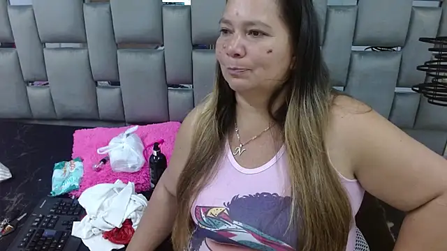 loly47 online show from 10/16/25, 11:17