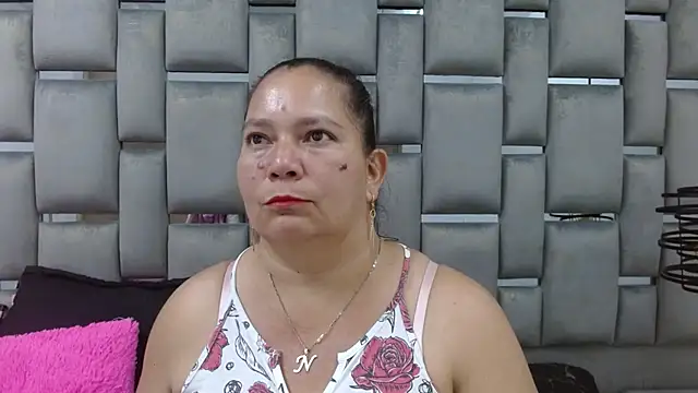 loly47 online show from 10/24/25, 11:12