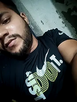 Kartikkartik8595 online show from 11/19/25, 07:25