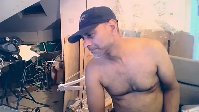 Snapshot of mista_sista_fista chatting on 06/19/26, 12:37 mista sista fista online show from 06/19/26, 12:37