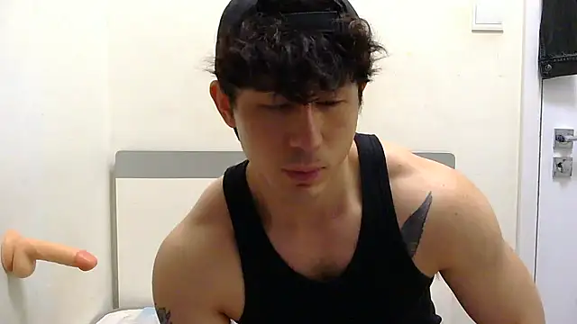 Snapshot of natenatejosh chatting on 11/01/25, 01:24 natenatejosh online show from 11/01/25, 01:24