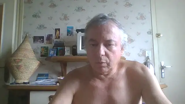 Snapshot of gegevincent chatting on 06/03/26, 02:44 gegevincent online show from 06/03/26, 02:44