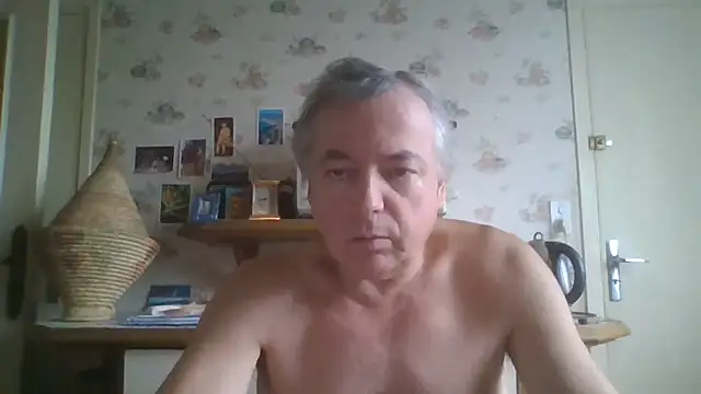 Snapshot of gegevincent chatting on 06/16/26, 09:23 gegevincent online show from 06/16/26, 09:23
