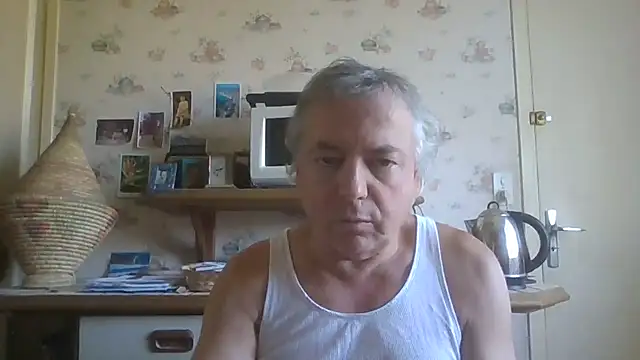 Snapshot of gegevincent chatting on 07/06/26, 09:28 gegevincent online show from 07/06/26, 09:28