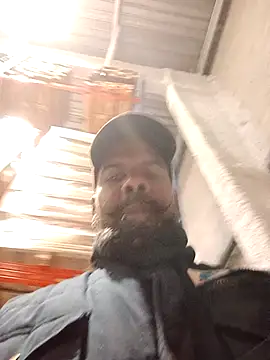 frenchblackc31 online show from 10/29/25, 10:17