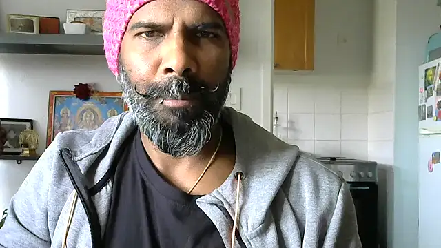 frenchblackc31 online show from 05/07/26, 11:59