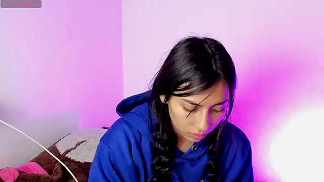 Alanaloiiss  online show from 03/11/26, 03:18