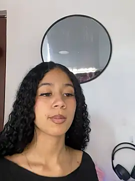 jadee8 online show from 04/18/26, 07:07