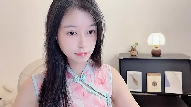 Onechestnut online show from 10/16/25, 06:14